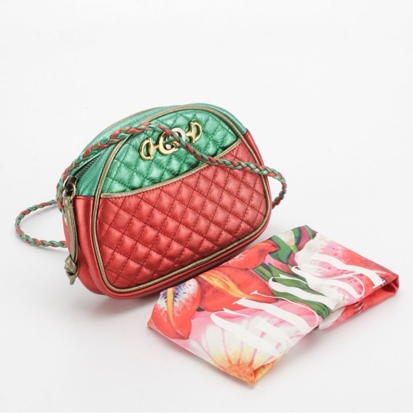 Gucci Mini Trapuntata Zumi Dome Crossbody Bag in Tricolor Metallic Leather - Picture 2 of 7